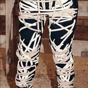 String Me KNOT Joggers
